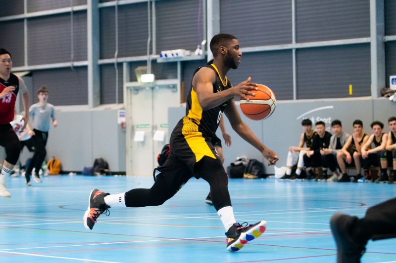 一直是世界 一直是世界